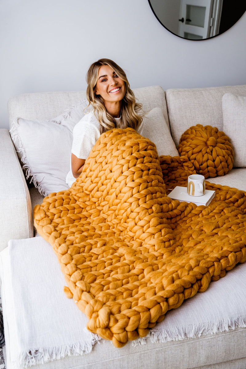 MUSTARD CHUNKY KNIT THROW It s Pretty Knotted